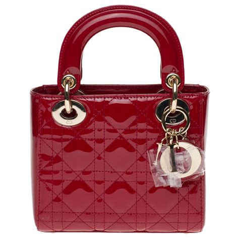 red lady dior